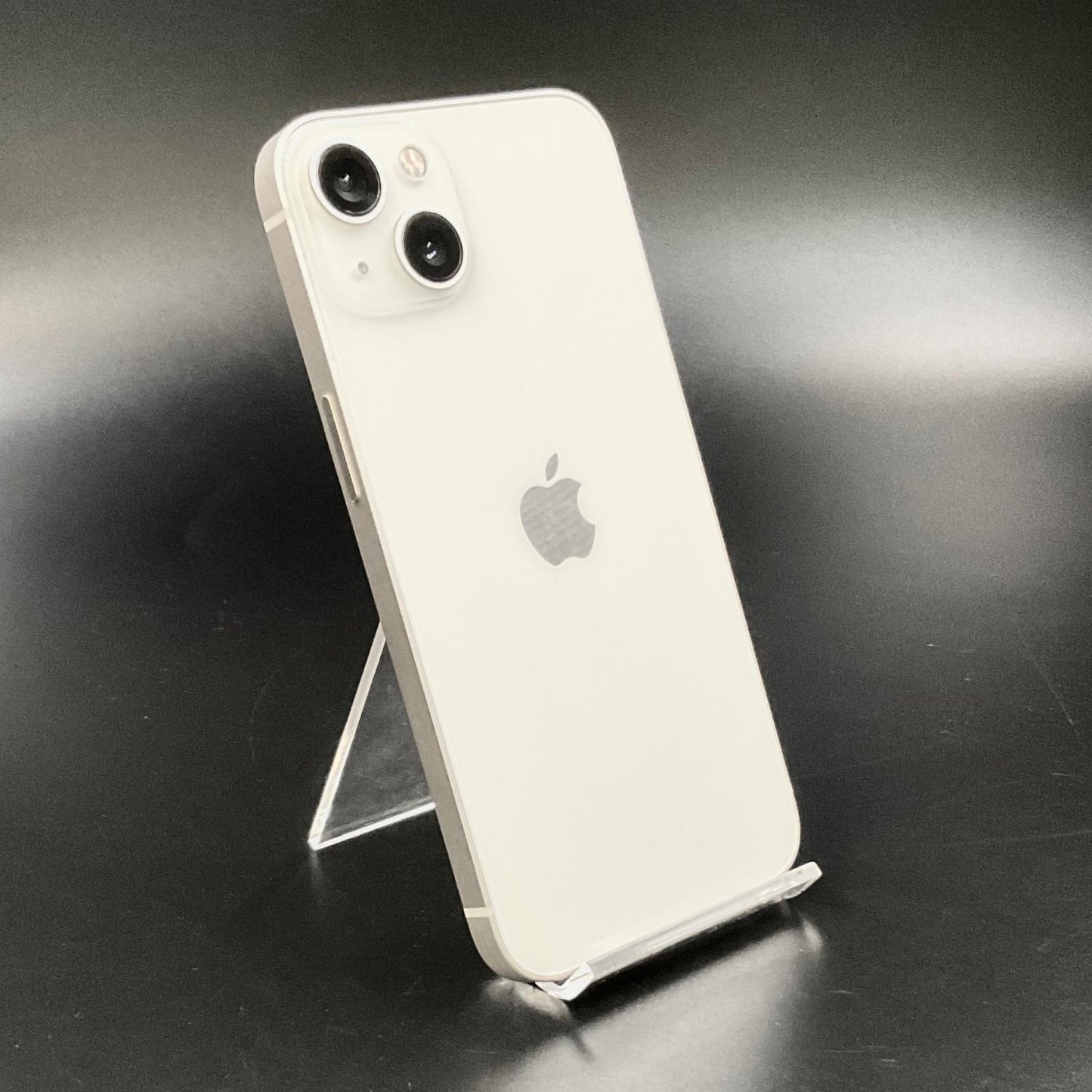 【全額返金保証】【最速発送】Apple iPhone iPhone 13 256GB スターライト au 白ロム 動作確認済 85%