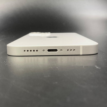 【全額返金保証】【最速発送】Apple iPhone iPhone 13 256GB スターライト au 白ロム 動作確認済 85%