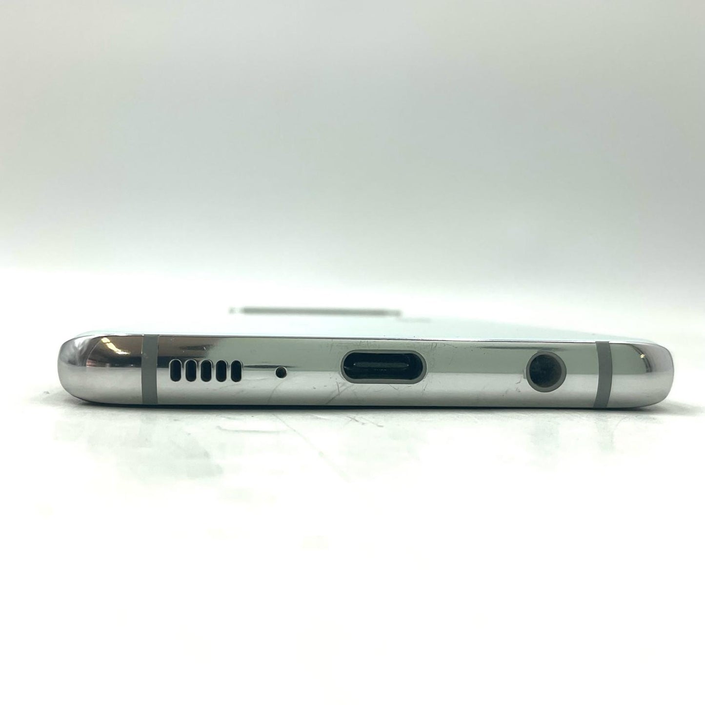 【最速発送】SAMSUNG Galaxy S10 128GB プリズムホワイト au SCV41 白ロム【難有】