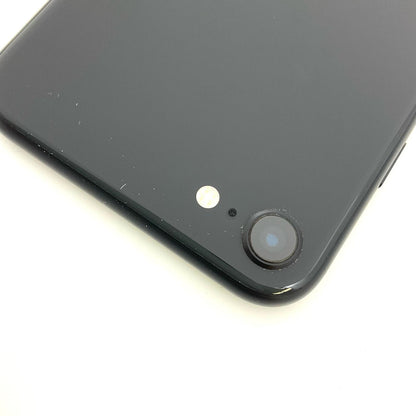 【全額返金保証】【最速発送】Apple iPhone iPhone SE（第2世代） 64GB ブラック au 白ロム 動作確認済 81%