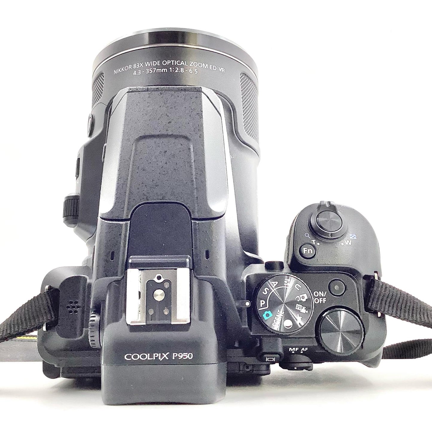 【全額返金保証】【最速発送】Nikon コンパクトデジタルカメラ COOLPIX P950 美品 動作確認済