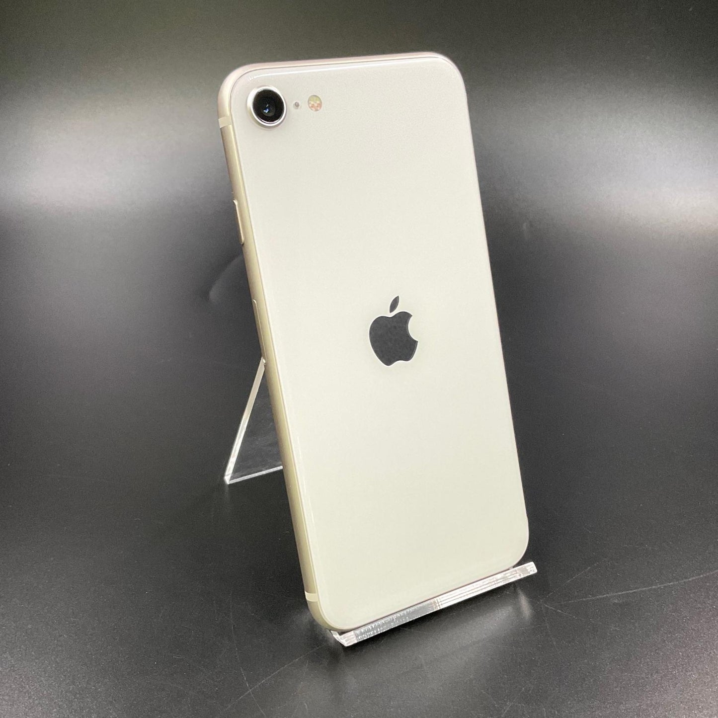 【全額返金保証】【最速発送】Apple iPhone iPhone SE（第3世代） 64GB スターライト SIMフリー 動作確認済 86%