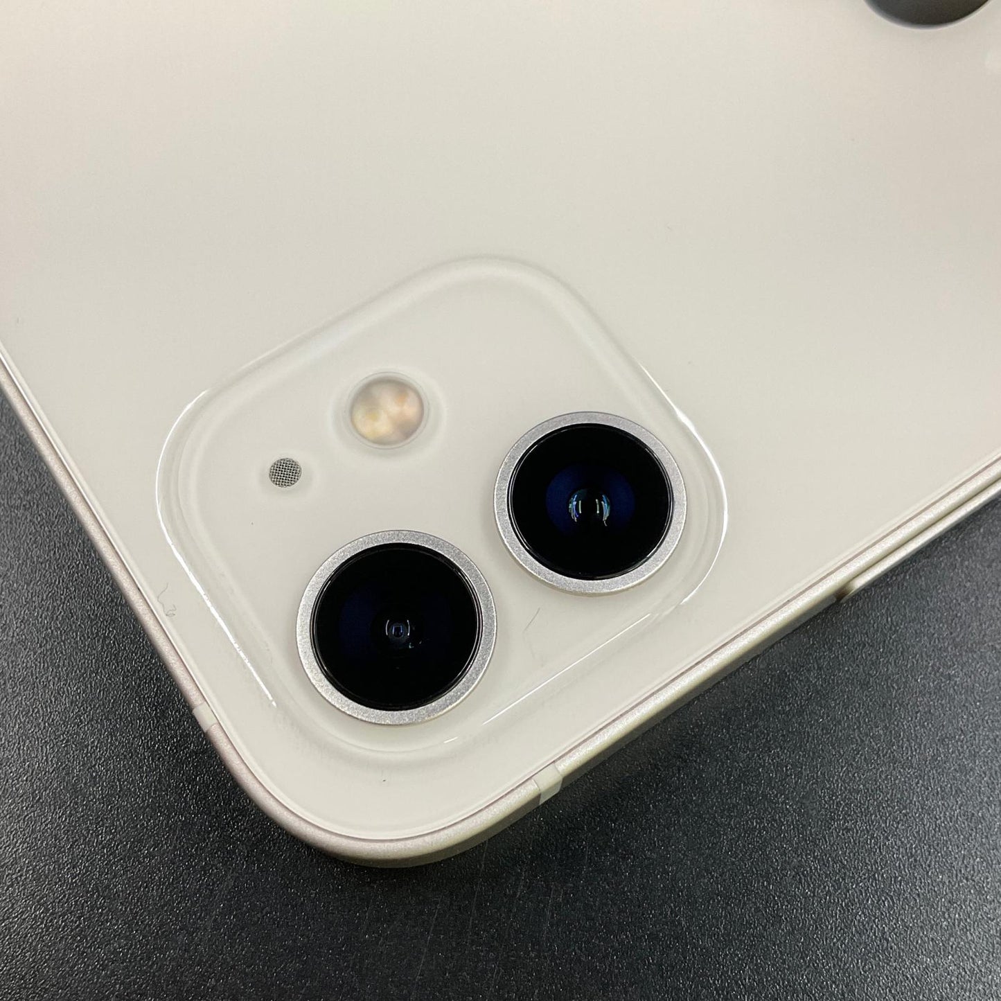【全額返金保証】【最速発送】Apple iPhone iPhone 12 64GB ホワイト SIMフリー 美品 動作確認済 88%