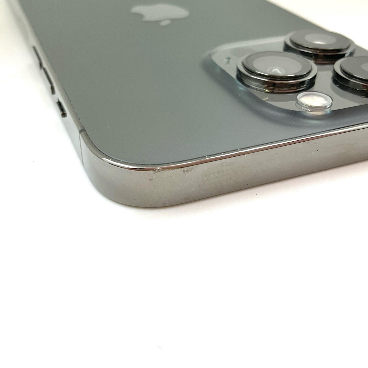 【全額返金保証】【最速発送】Apple iPhone iPhone 13 Pro 128GB グラファイト docomo 動作確認済 82%