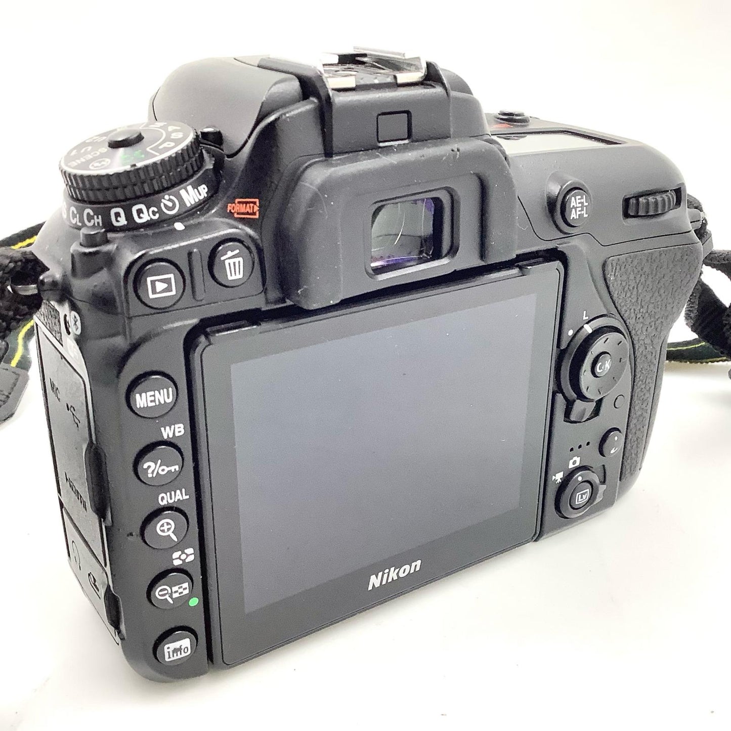 【最速発送】Nikon デジタル一眼 D7500 ボディ ブラック【難有】