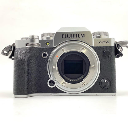 【全額返金保証】【最速発送】FUJIFILM デジタル一眼 X-T4 ボディ ブラック 動作確認済