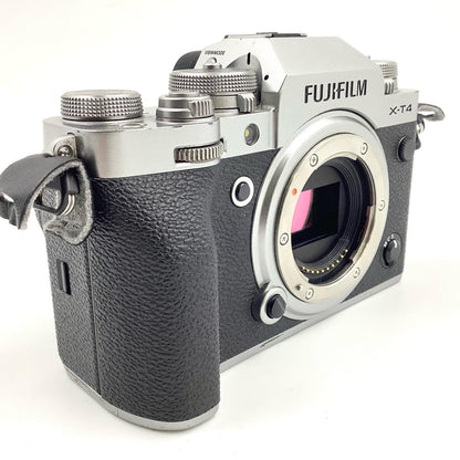 【全額返金保証】【最速発送】FUJIFILM デジタル一眼 X-T4 ボディ ブラック 動作確認済