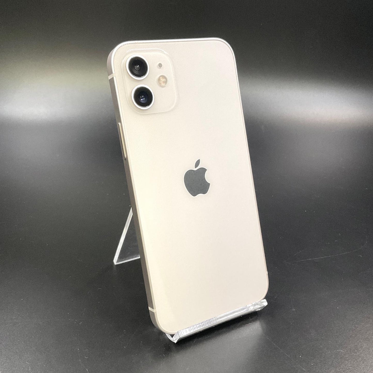 【全額返金保証】【最速発送】Apple iPhone iPhone 12 64GB ホワイト docomo 白ロム 動作確認済 80%