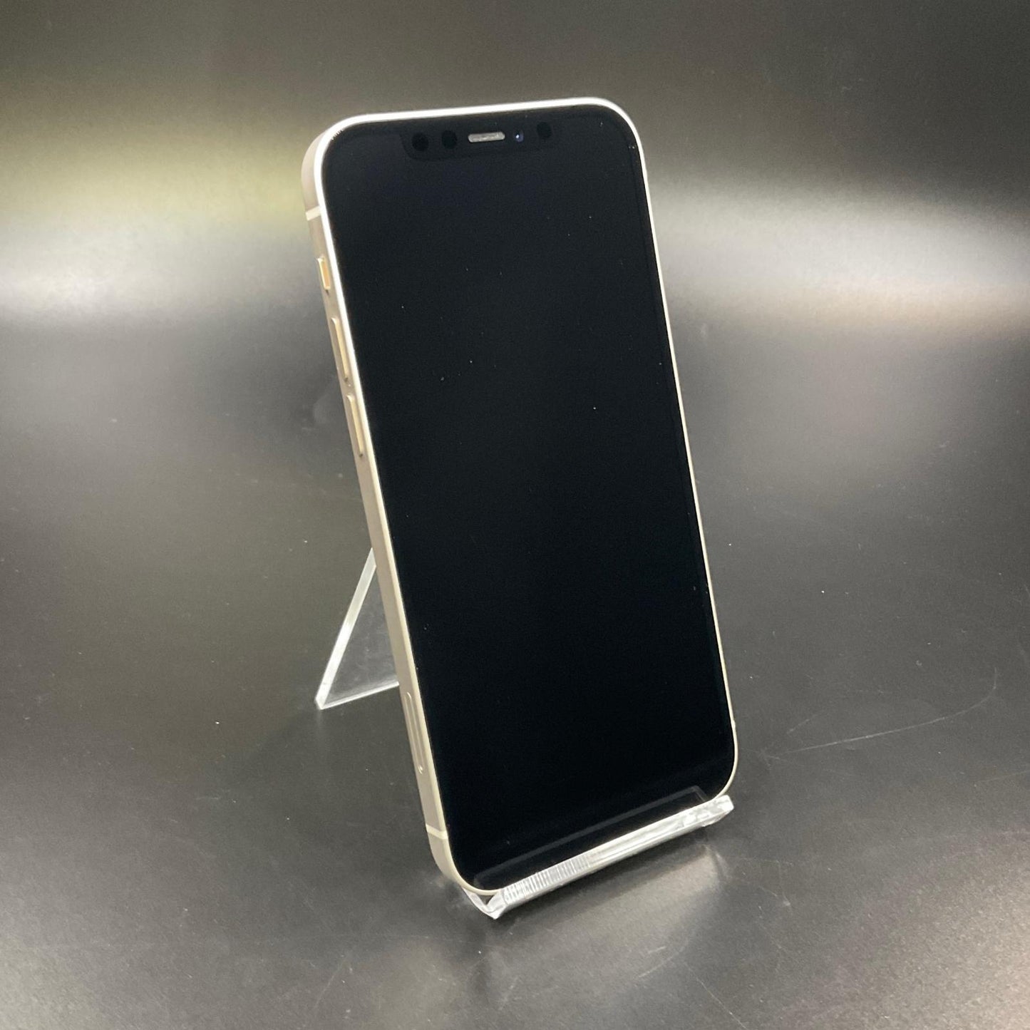 【全額返金保証】【最速発送】Apple iPhone iPhone 12 64GB ホワイト au 白ロム 美品 動作確認済 82%