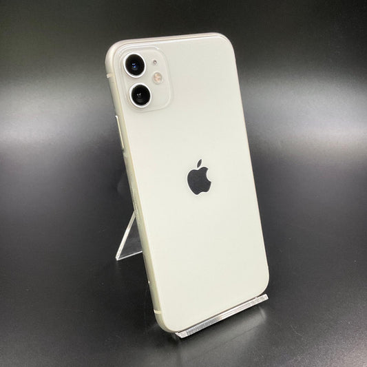 【全額返金保証】【最速発送】Apple iPhone iPhone 11 64GB ホワイト docomo 白ロム 動作確認済 81%