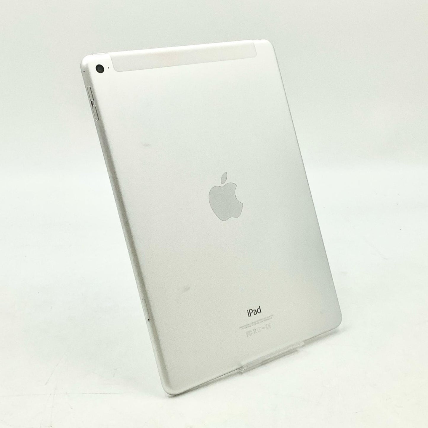 【全額返金保証】【最速発送】Apple iPad Air 9.7インチ 第2世代 64GB シルバー WiFi+Cellular au 白ロム 動作確認済