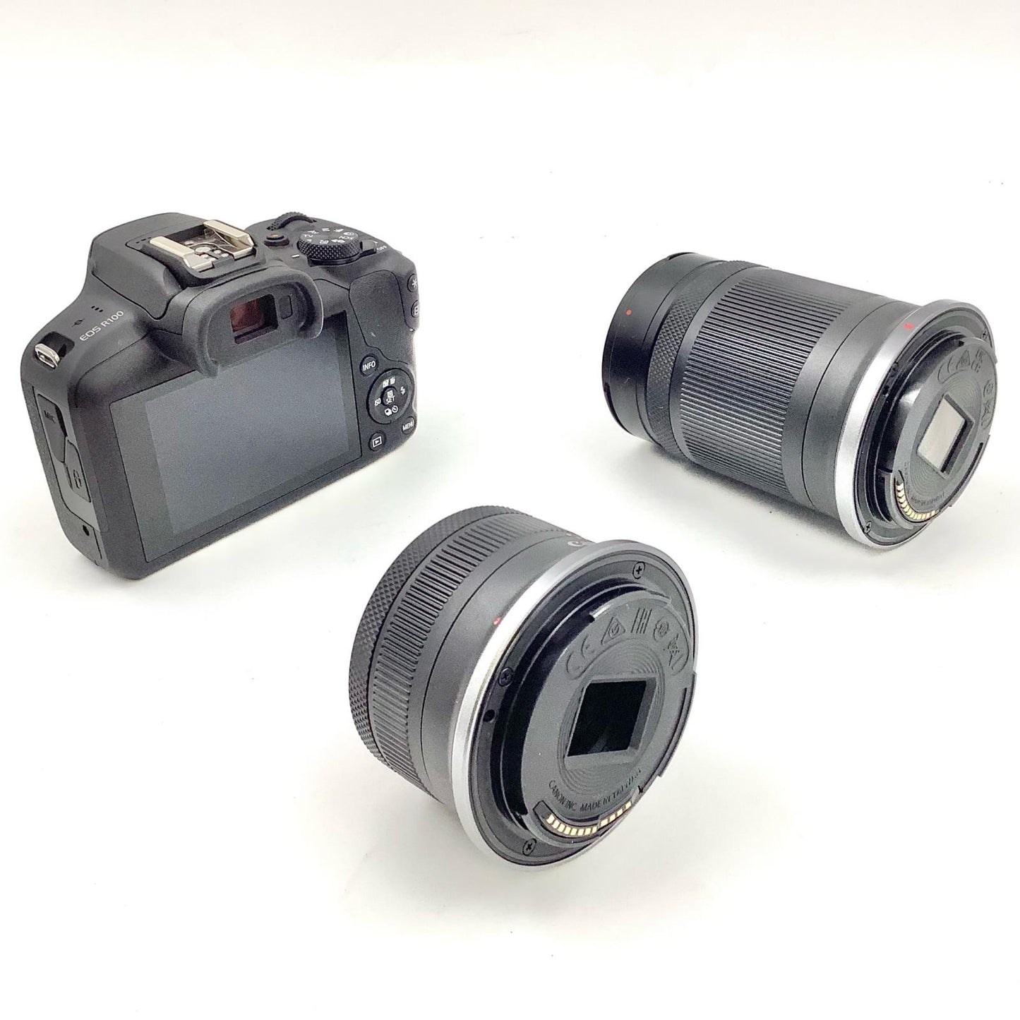 【全額返金保証】【最速発送】Canon デジタル一眼 EOS R100 ダブルズームキット ブラック 超美品 動作確認済