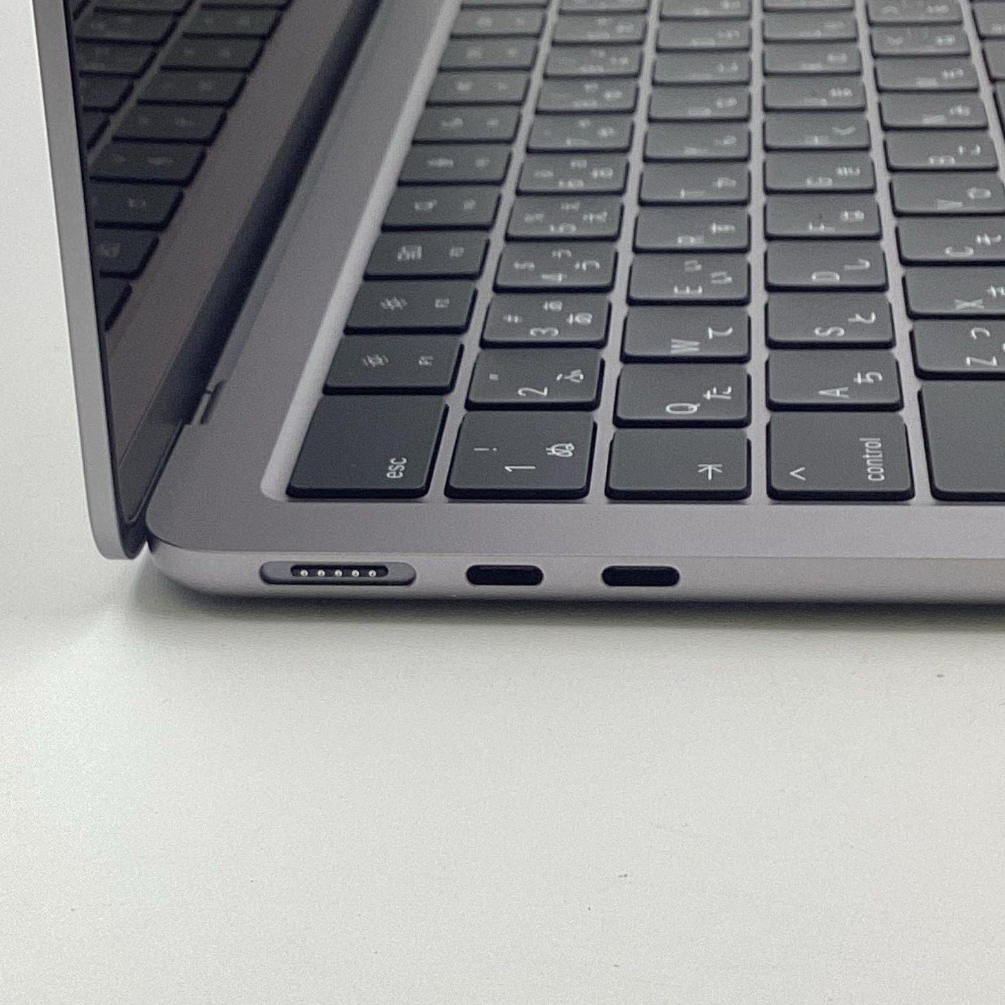 【全額返金保証】【最速発送】Apple MacBook Air 13インチ 2024 Apple M3 16GB SSD 256GB スペースグレイ 100% 超美品 動作確認済