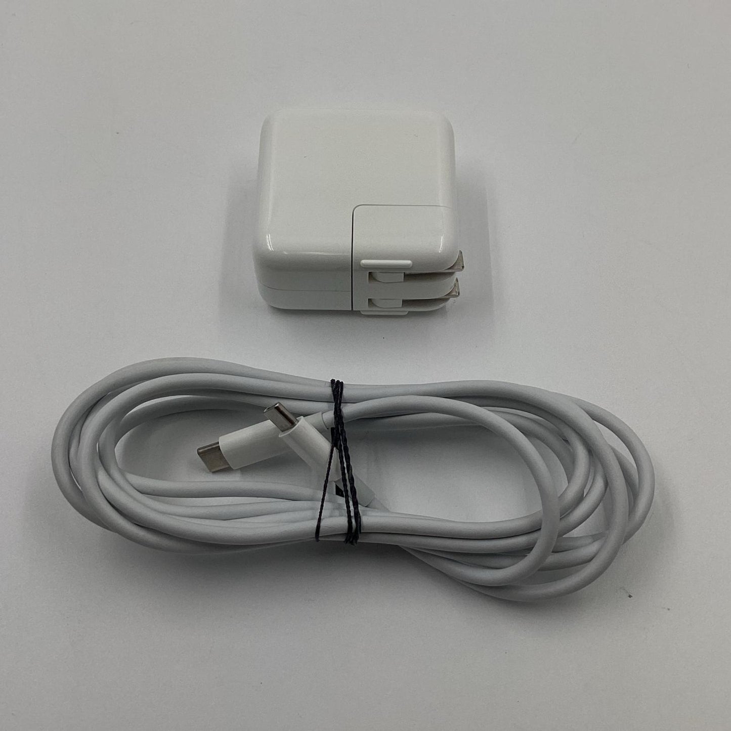【全額返金保証】【最速発送】Apple MacBook Air 13.3インチ 2020 Apple M1 8GB SSD 256GB スペースグレイ 95% 動作確認済