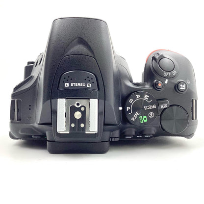 【全額返金保証】【最速発送】Nikon デジタル一眼 D5600 ボディ ブラック 美品 動作確認済