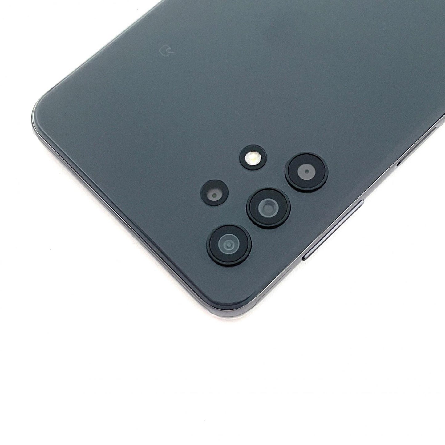 【全額返金保証】【最速発送】SAMSUNG Galaxy A32 5G 64GB Awesome Black au SCG08 白ロム 美品 動作確認済