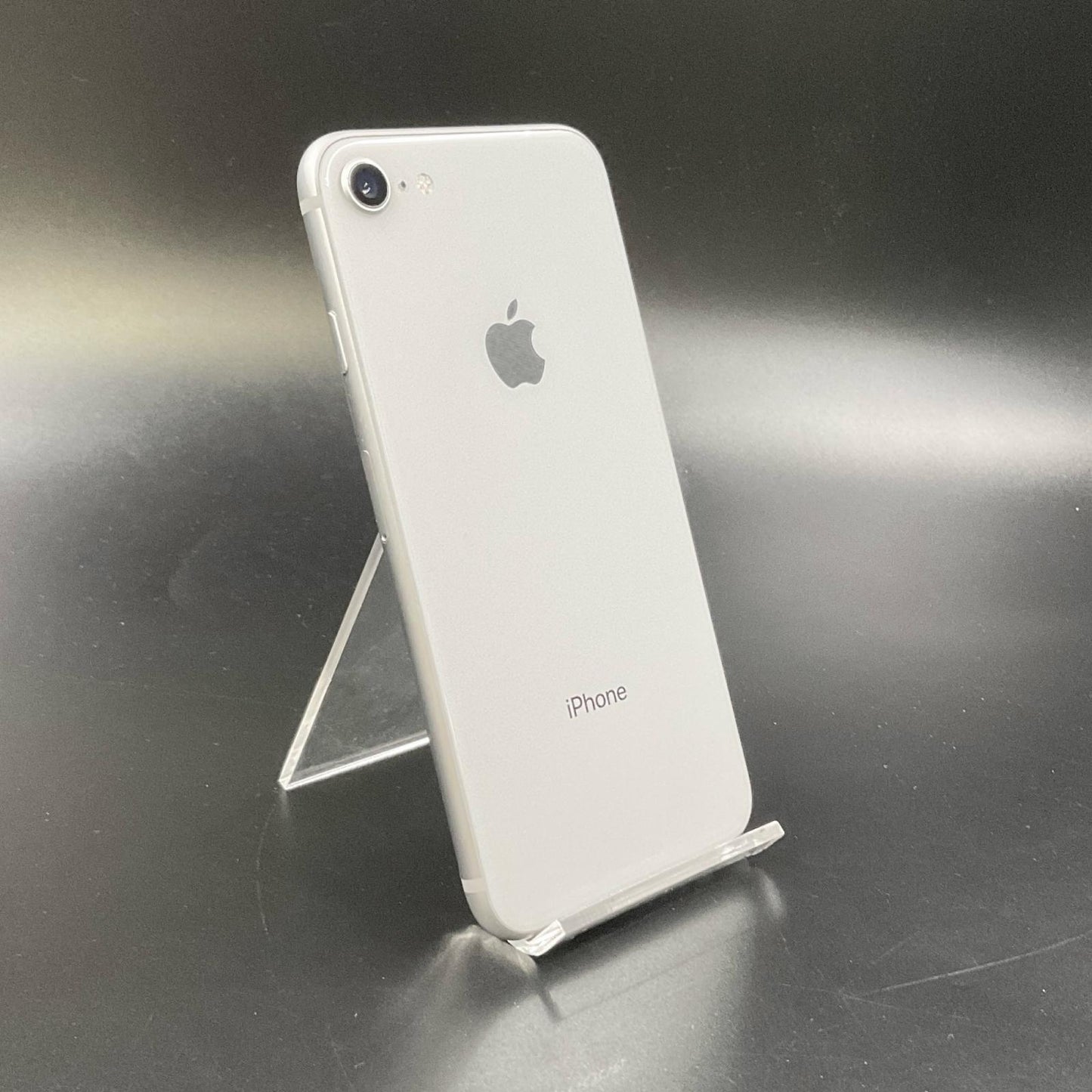 【全額返金保証】【最速発送】Apple iPhone iPhone 8 64GB シルバー au 白ロム 美品 動作確認済 87%