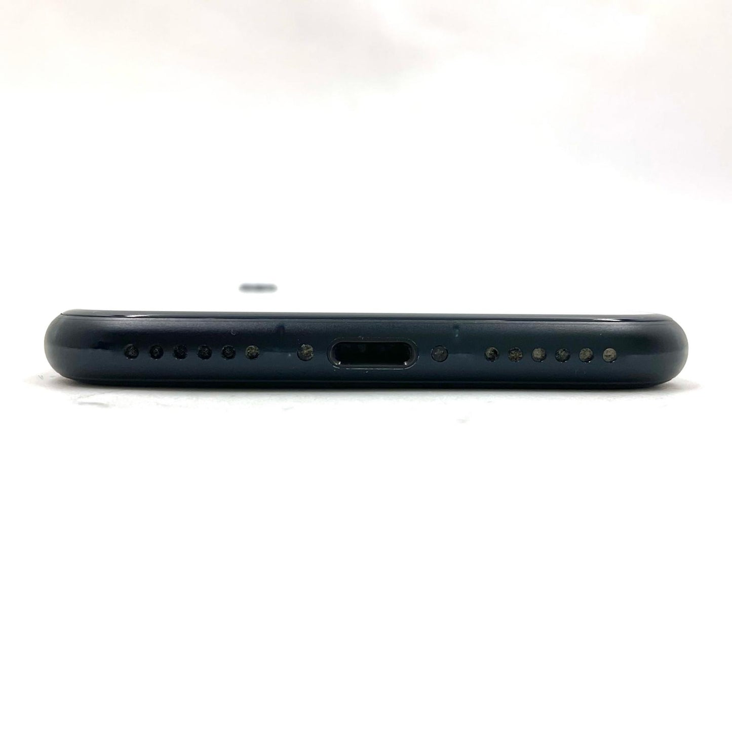 【全額返金保証】【最速発送】Apple iPhone iPhone SE（第3世代） 64GB ミッドナイト au 動作確認済 80%