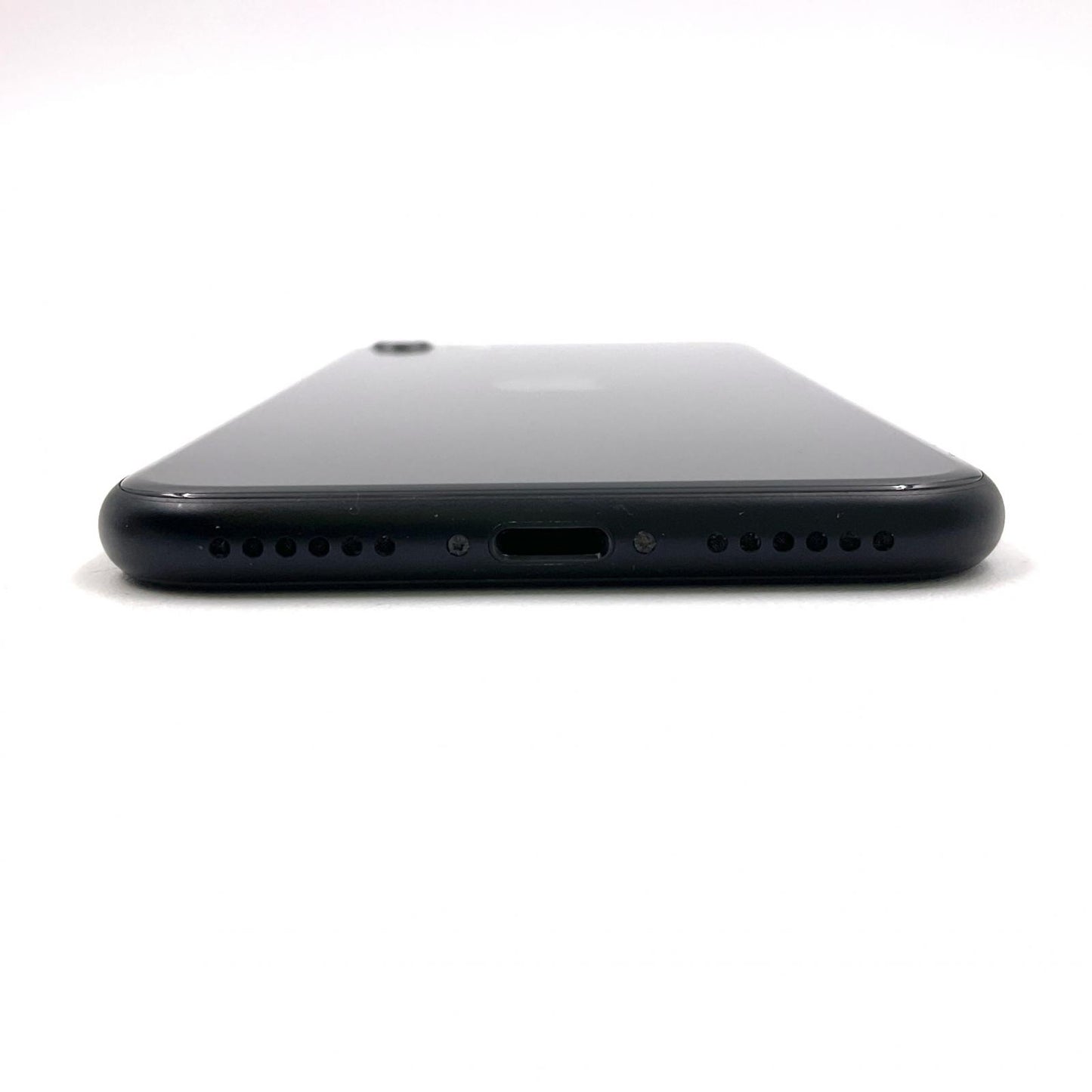 【全額返金保証】【最速発送】Apple iPhone iPhone SE（第2世代） 256GB ブラック au 白ロム 美品 動作確認済 86%