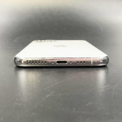 【全額返金保証】【最速発送】Apple iPhone iPhone 11 Pro 256GB シルバー docomo 白ロム 動作確認済 75%