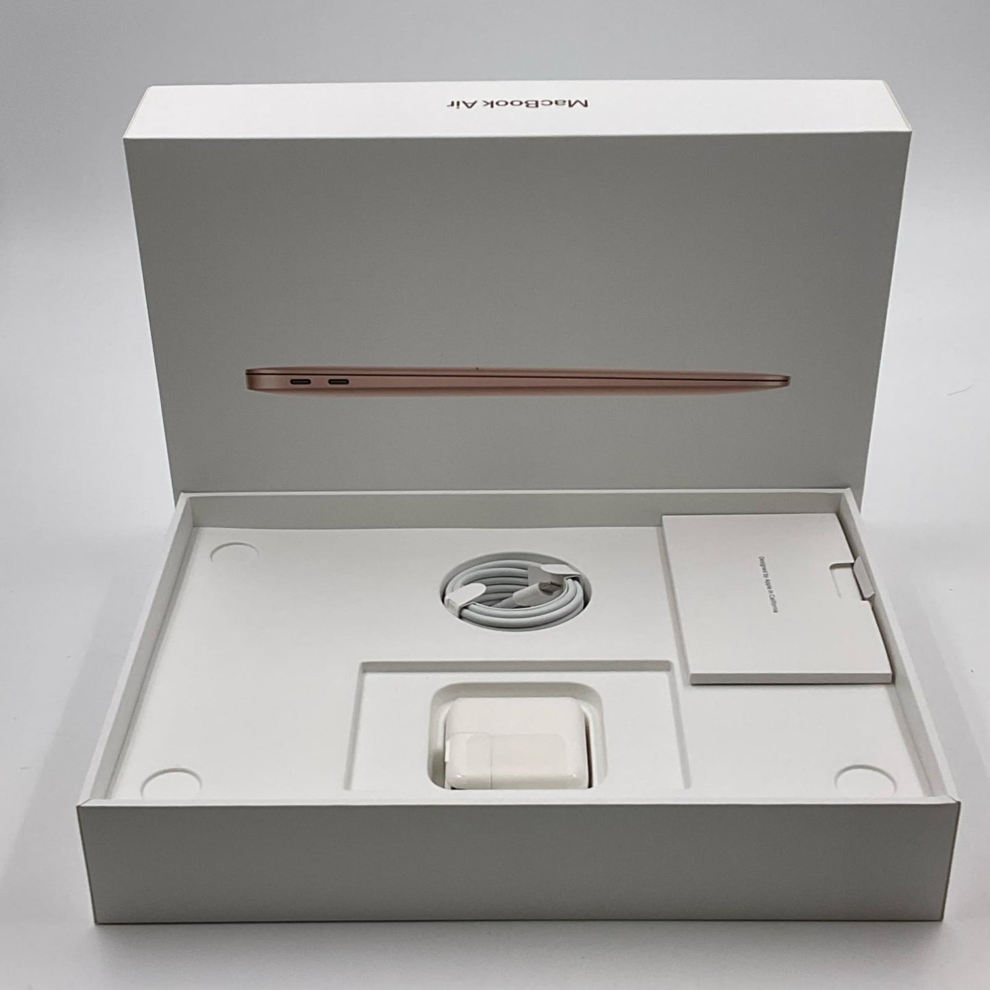 【全額返金保証】【最速発送】Apple MacBook Air 13.3インチ 2020 Apple M1 8GB SSD 256GB ゴールド 88% 動作確認済