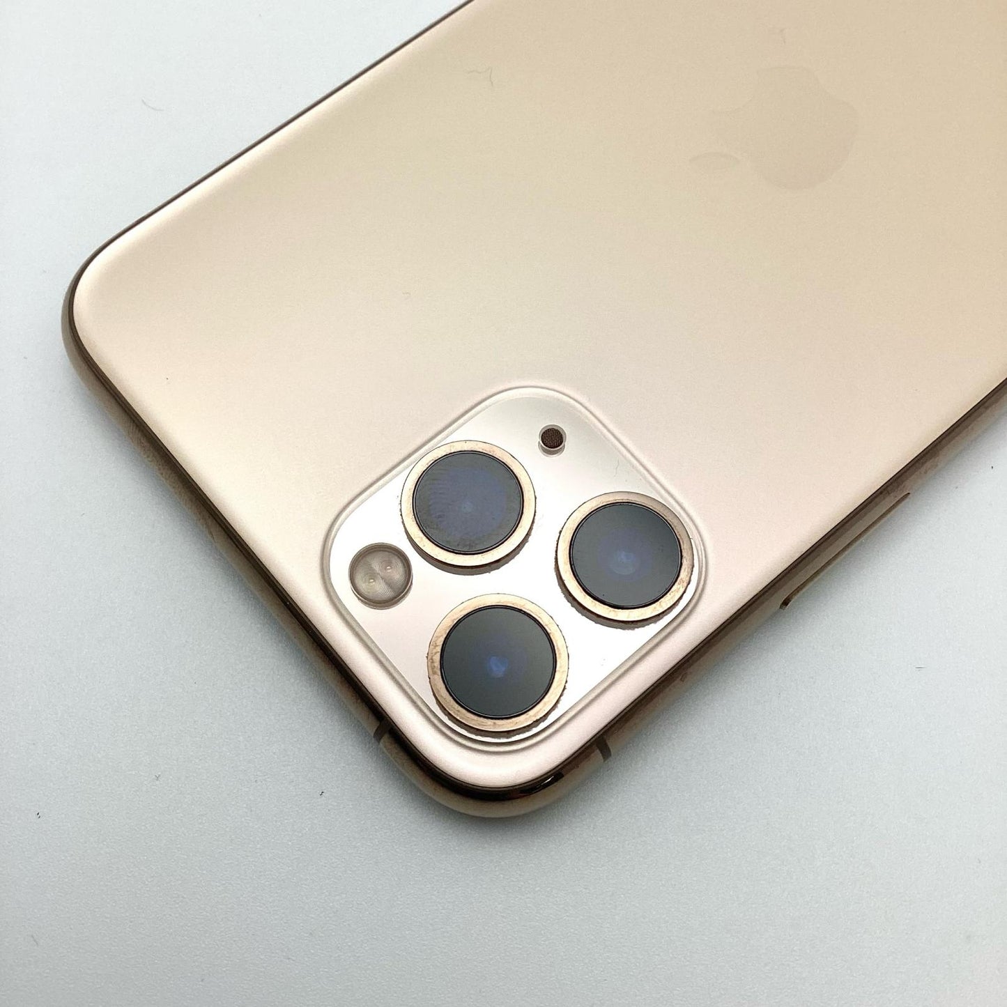 【全額返金保証】【最速発送】Apple iPhone iPhone 11 Pro 64GB ゴールド SIMフリー 動作確認済 75%