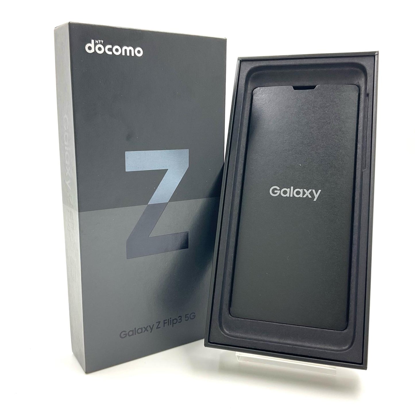 【全額返金保証】【最速発送】SAMSUNG Galaxy Z Flip3 5G 128GB ファントムブラック docomo SC-54B 動作確認済