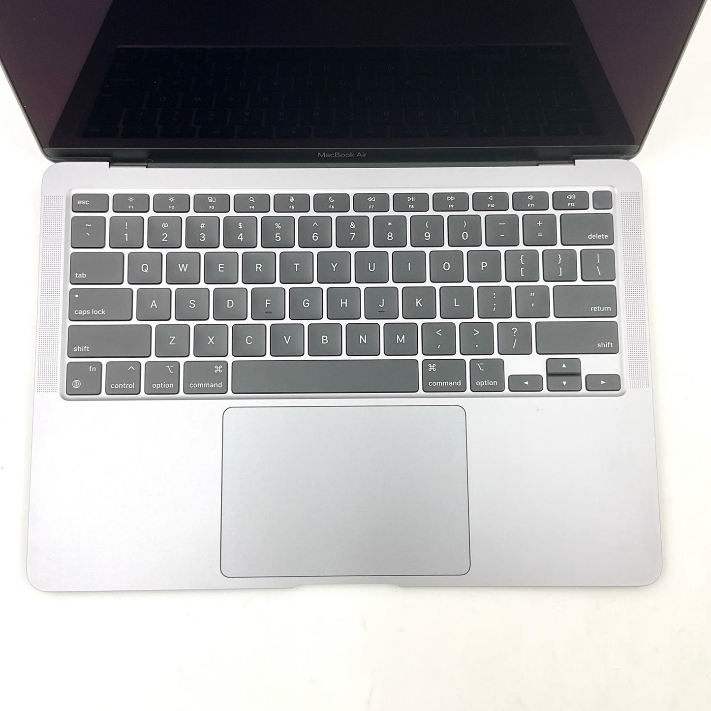 【全額返金保証】【最速発送】Apple MacBook Air 13.3インチ 2020 Apple M1 8GB SSD 256GB スペースグレイ 99% 動作確認済
