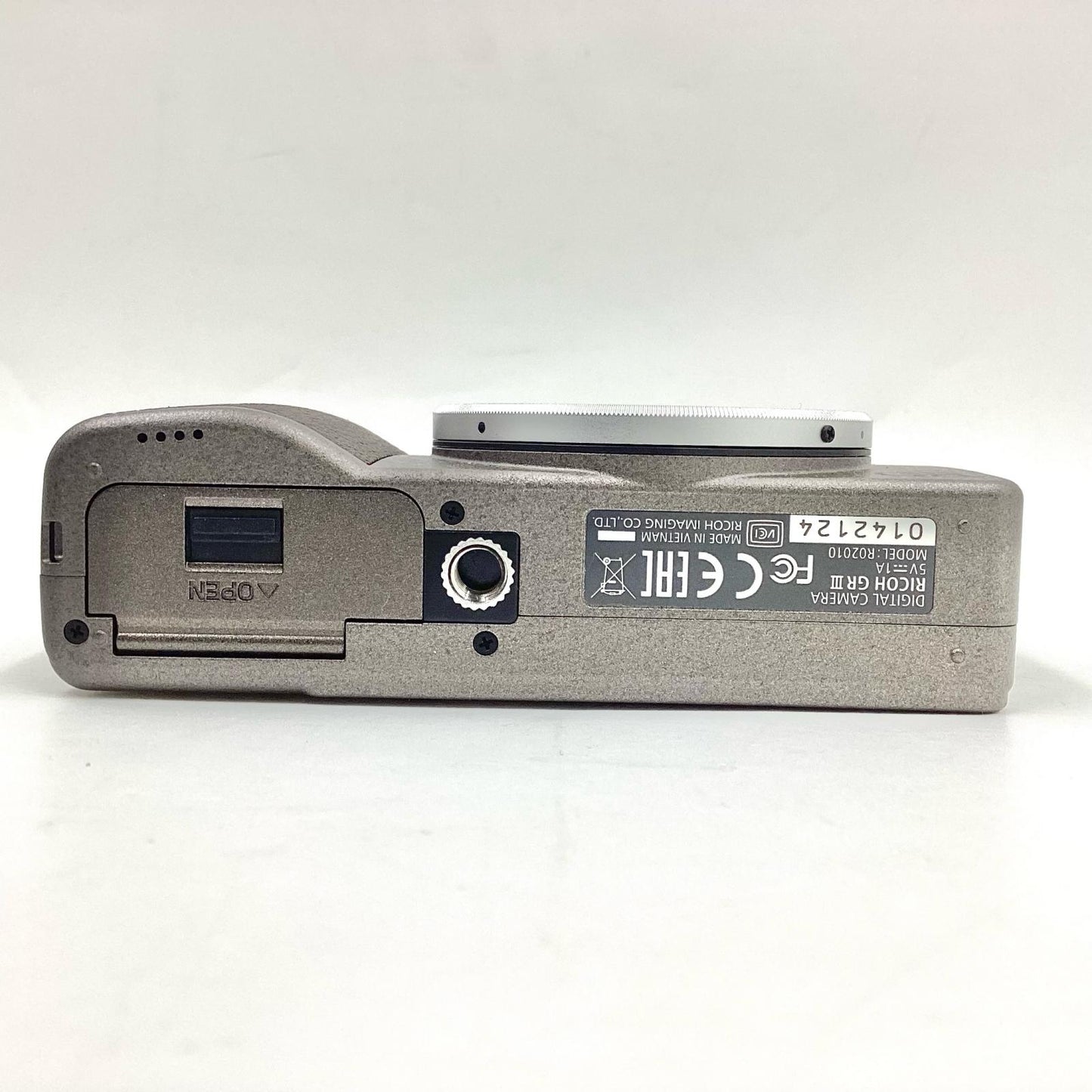 【全額返金保証】【最速発送】RICOH コンパクトデジタルカメラ GR III Diary Edition（メタリックウォームグレー） 動作確認済
