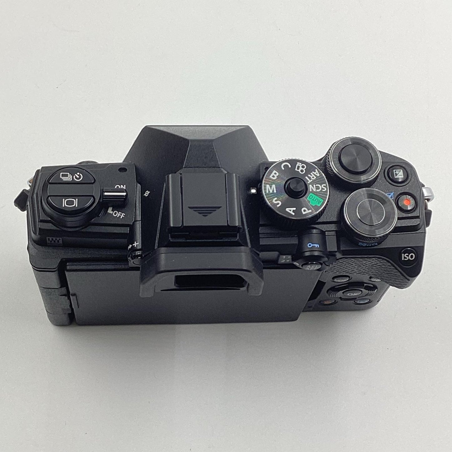 【全額返金保証】【最速発送】OLYMPUS デジタル一眼 OM SYSTEM OM-5 ボディ  ブラック 美品 動作確認済