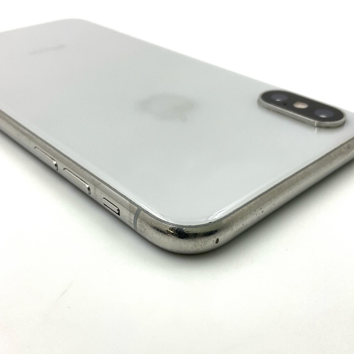 【全額返金保証】【最速発送】Apple iPhone iPhone XS 256GB シルバー Softbank 白ロム 動作確認済 82%