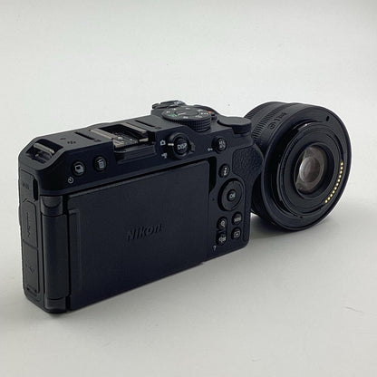【全額返金保証】【最速発送】Nikon デジタル一眼 Z 30 16-50 VR レンズキット ブラック 美品 動作確認済