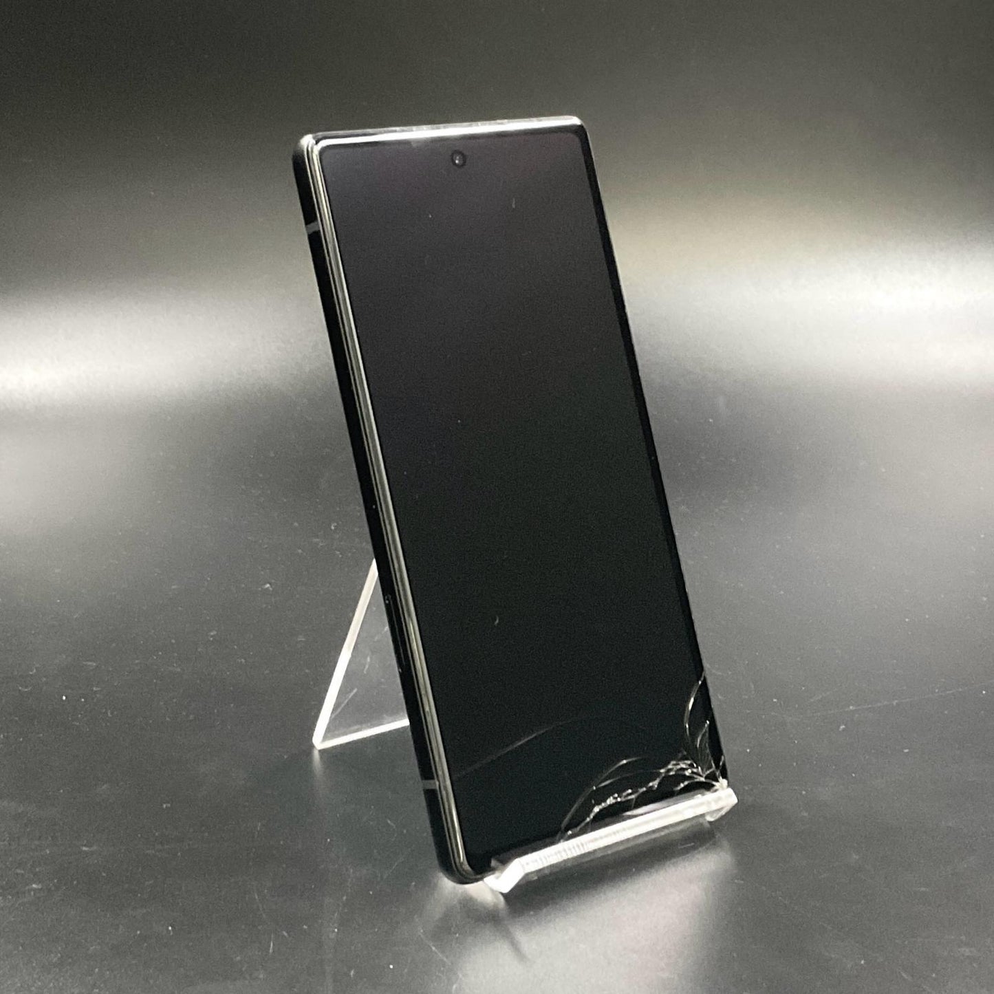 【最速発送】Google Pixel 6a 128GB Charcoal au GB17L【難有】