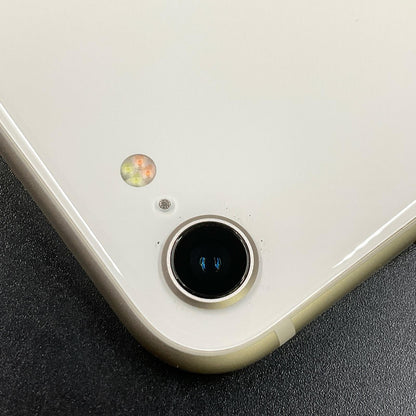 【全額返金保証】【最速発送】Apple iPhone iPhone SE（第3世代） 64GB スターライト au 白ロム 動作確認済 85%