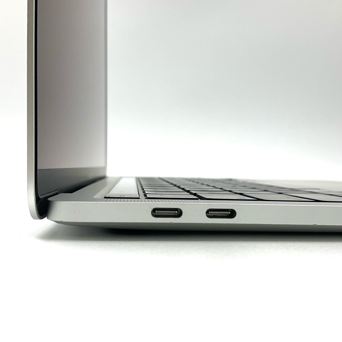 【全額返金保証】【最速発送】Apple MacBook Pro 13インチ 2020 Intel Core i5 16GB SSD 512GB シルバー 動作確認済