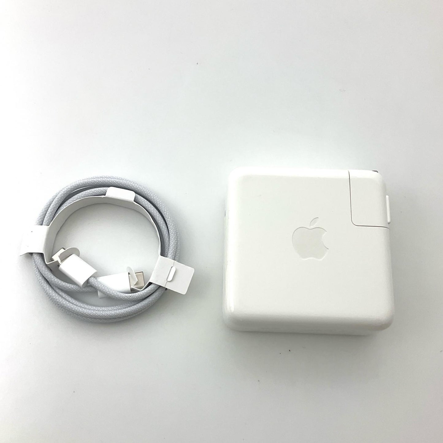 【全額返金保証】【最速発送】Apple MacBook Pro 13インチ 2020 Intel Core i5 16GB SSD 512GB シルバー 動作確認済