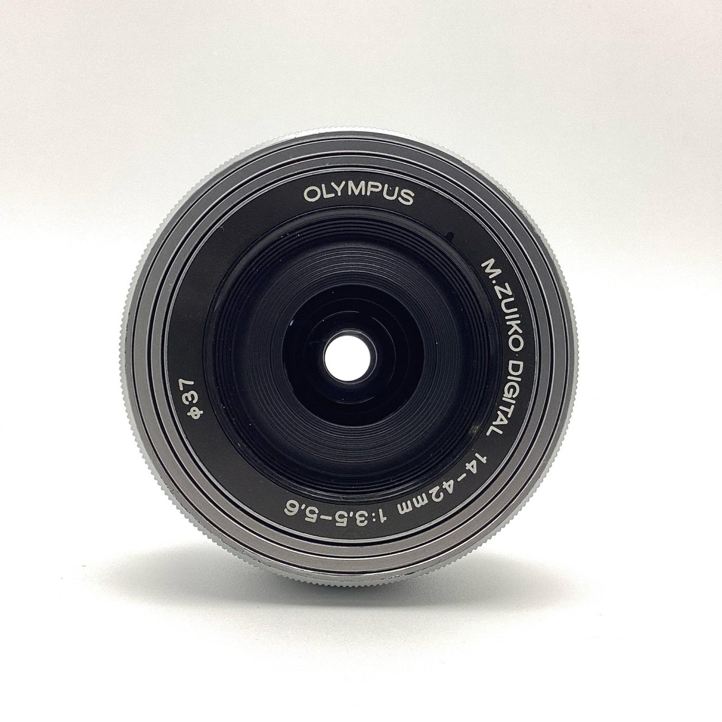 【全額返金保証】【最速発送】OLYMPUS M.ZUIKO DIGITAL ED 14-42mm F3.5-5.6 EZ [シルバー] 動作確認済