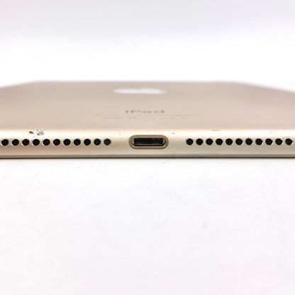 【最速発送】Apple iPad Air 9.7インチ 第2世代 64GB ゴールド WiFi+Cellular docomo 白ロム【難有】