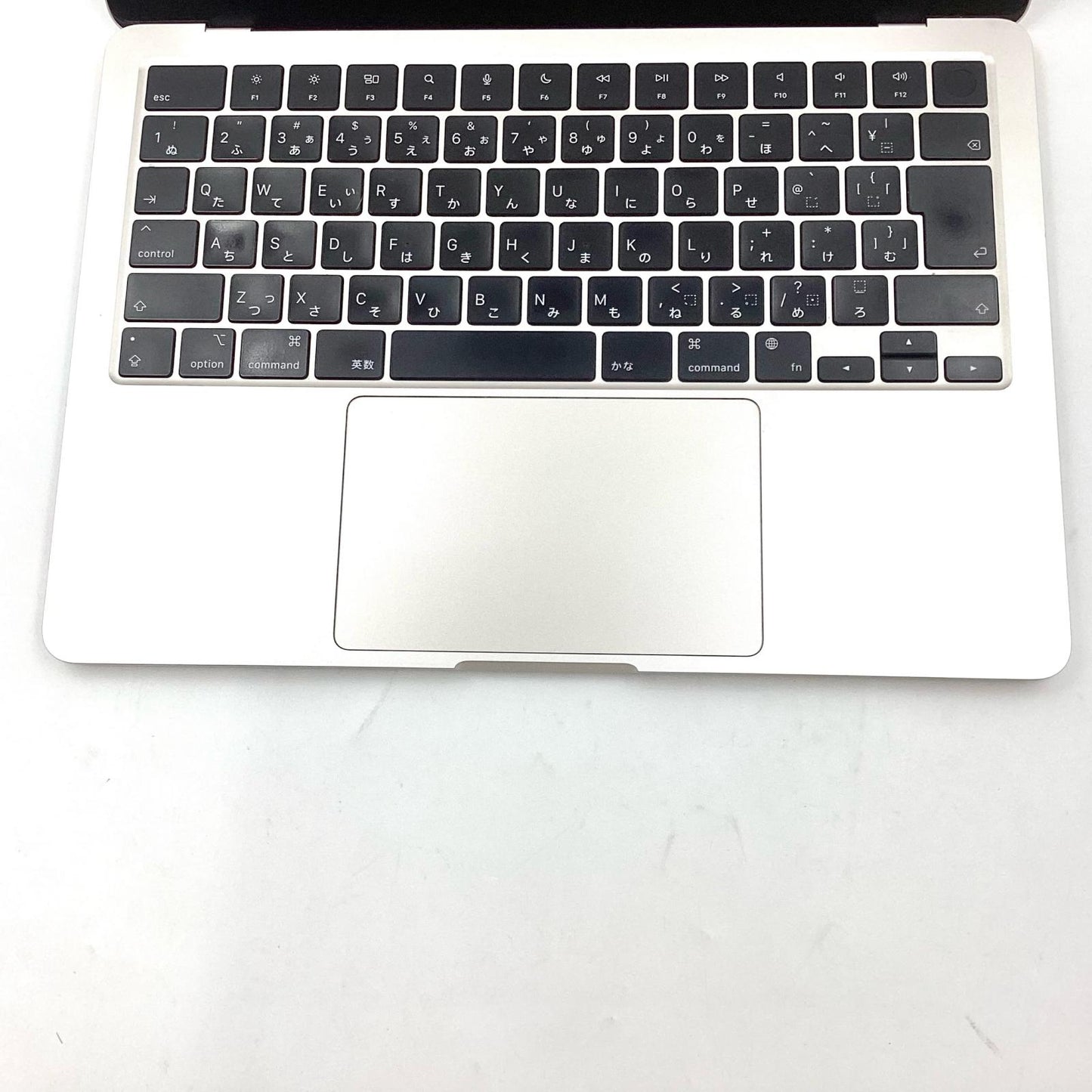 【全額返金保証】【最速発送】Apple MacBook Air 13インチ 2022 Apple M2 8GB SSD 256GB スターライト 85% 動作確認済