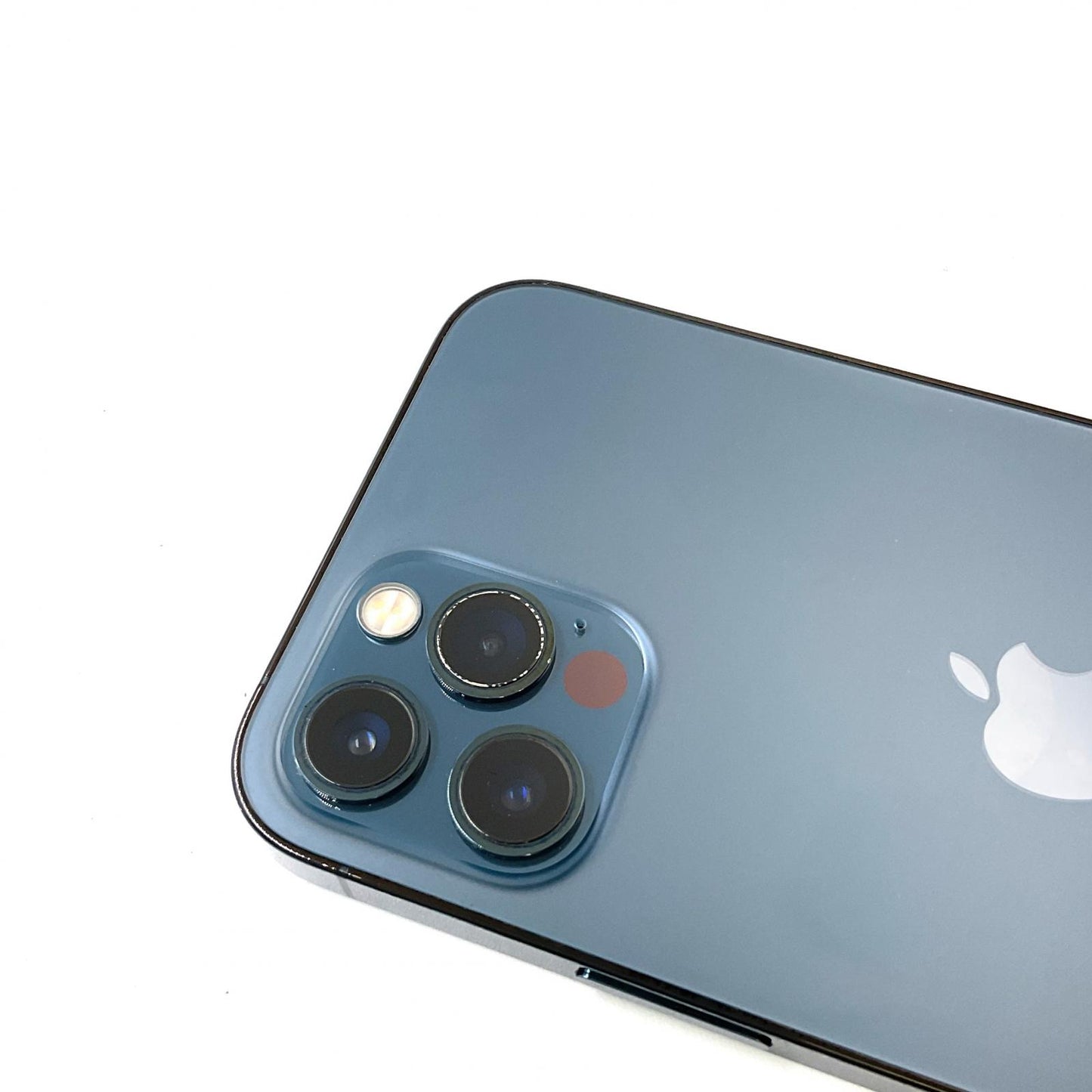 【全額返金保証】【最速発送】Apple iPhone iPhone 12 Pro 256GB パシフィックブルー docomo 白ロム 動作確認済 92%