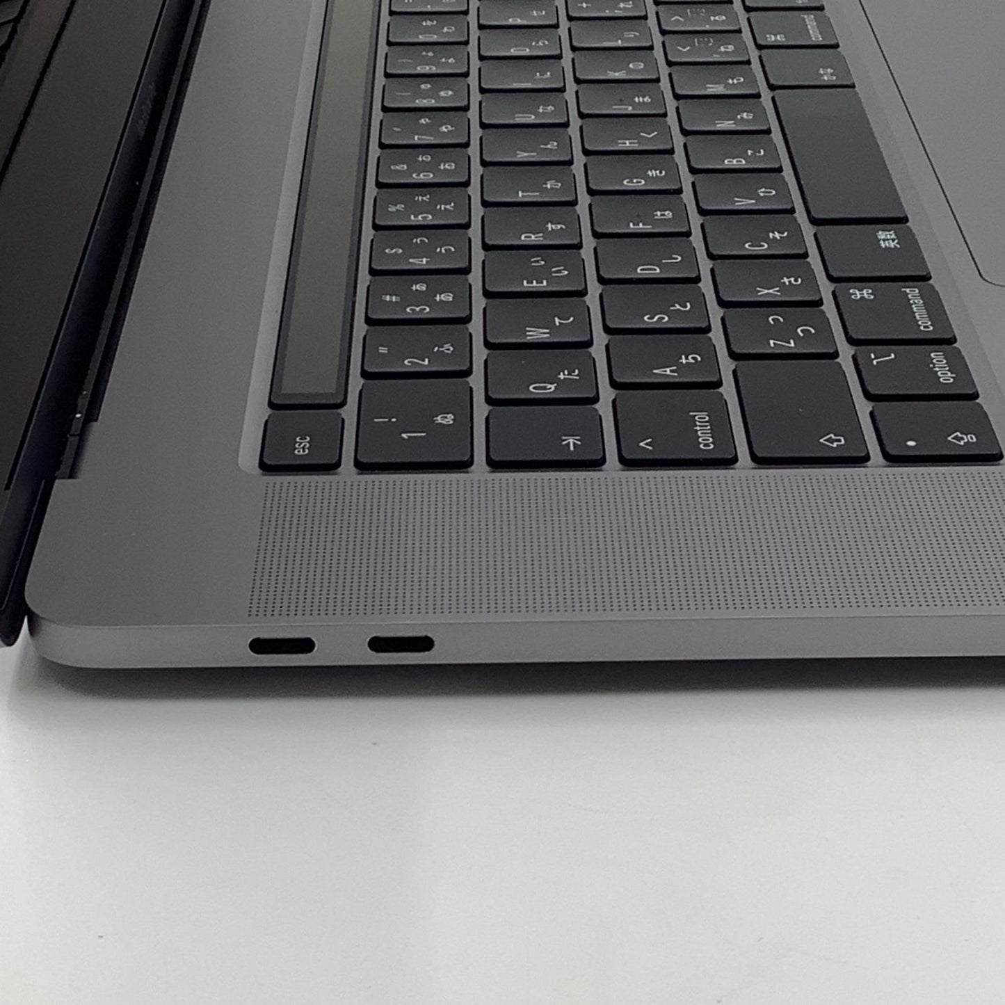 【全額返金保証】【最速発送】Apple MacBook Pro 16インチ 2019 2.6GHz 6コア Intel Core i7 16GB SSD 512GB シルバー 84.2% 動作確認済
