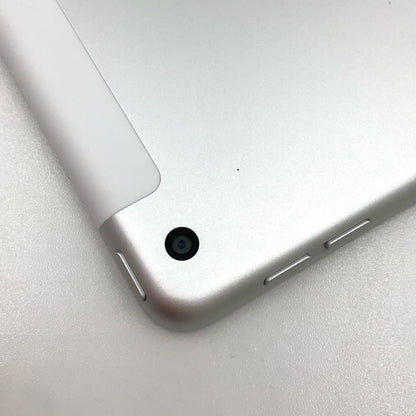 【全額返金保証】【最速発送】Apple iPad iPad 第9世代 64GB シルバー WiFi+Cellular docomo SIMフリー 白ロム 美品 動作確認済
