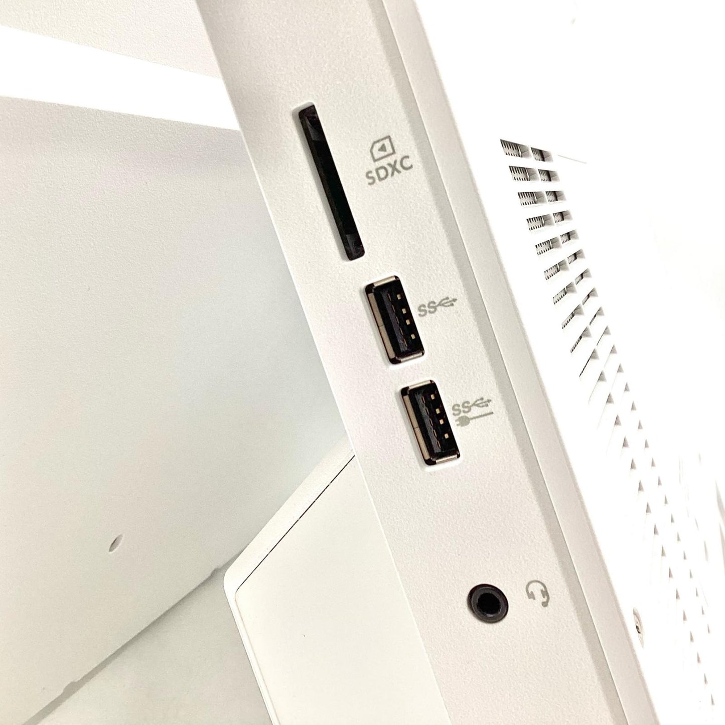 【全額返金保証】【最速発送】NEC LAVIE モニタ一体型デスクトップPC PC-GD187CEGH 27インチ Intel Core i7-10510U 16GB M.2 SSD 512GB HDD 3TB 美品 動作確認済