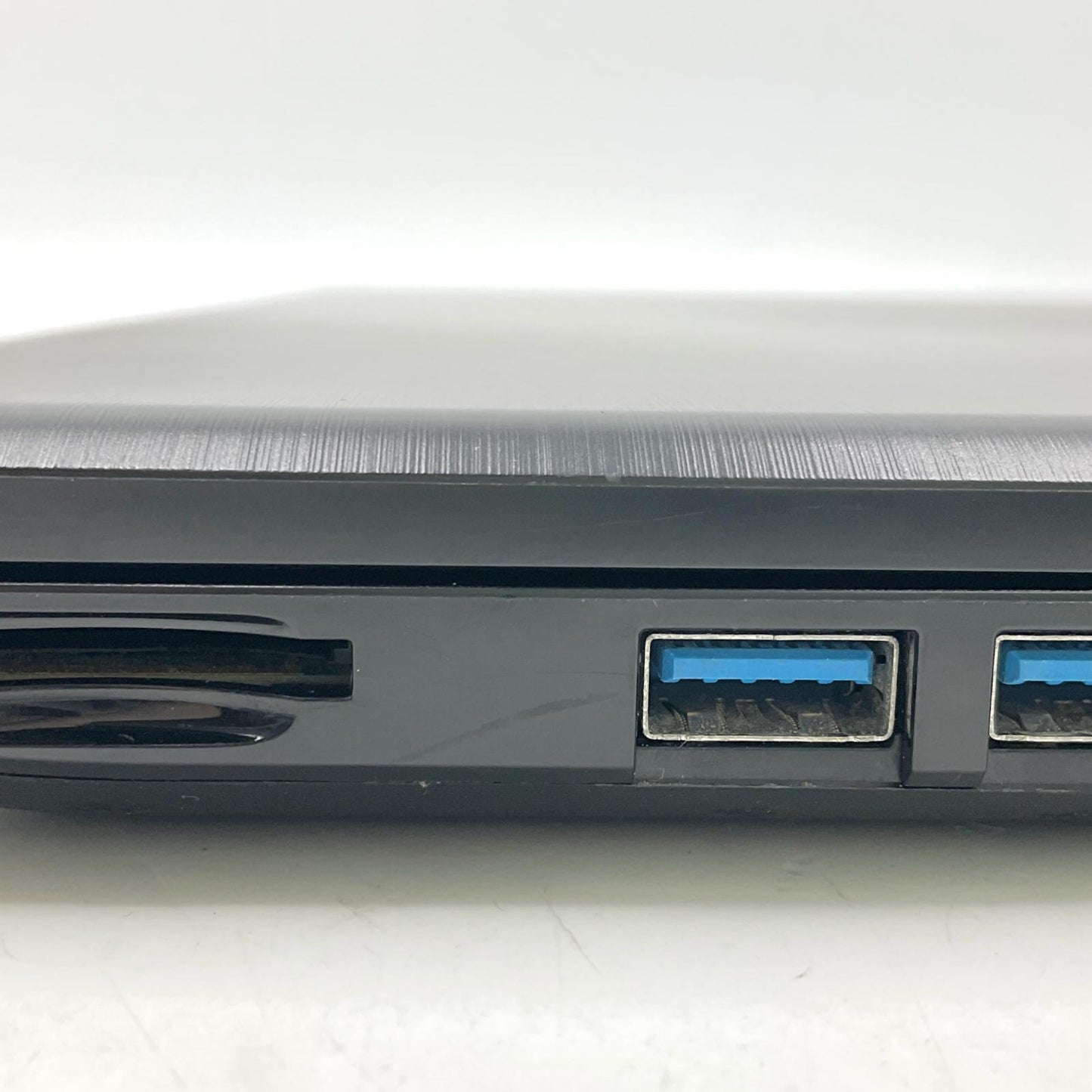 【最速発送】dynabook dynabook PAZ35MB-SEF Intel(R) Core(TM) i3-8130U CPU @ 2.20GHz 2.21GHz 8GB HDD 1TB 70.0%【難有】
