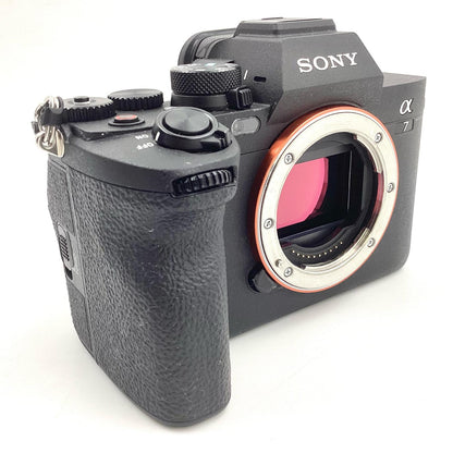 【全額返金保証】【最速発送】Sony デジタル一眼 α7 IV ILCE-7M4 ボディ ブラック 動作確認済