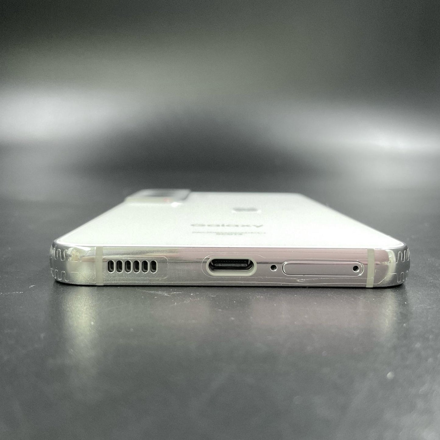【全額返金保証】【最速発送】SAMSUNG Galaxy S22 256GB クリーム au SCG13 白ロム 超美品 動作確認済