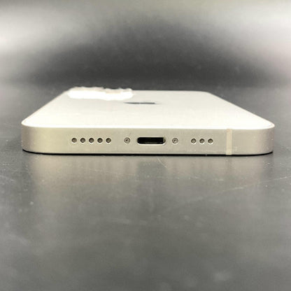 【全額返金保証】【最速発送】Apple iPhone iPhone 13 128GB スターライト docomo 白ロム 動作確認済 82%
