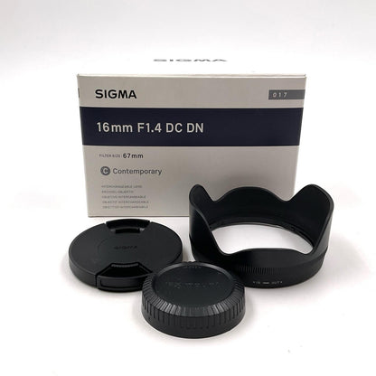 【全額返金保証】【最速発送】SIGMA 16mm F1.4 DC DN [フジフイルム用] 動作確認済