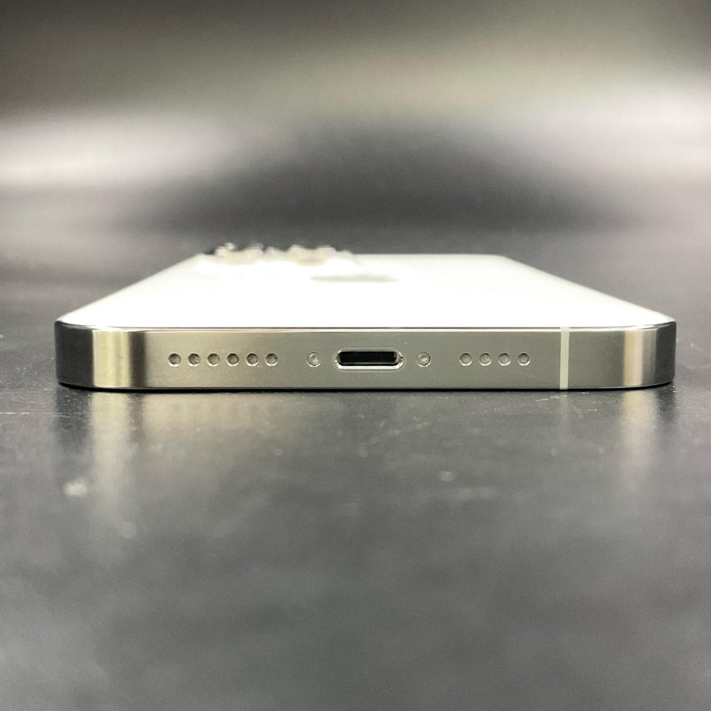 【全額返金保証】【最速発送】Apple iPhone iPhone 13 Pro Max 128GB シルバー docomo 動作確認済 84%