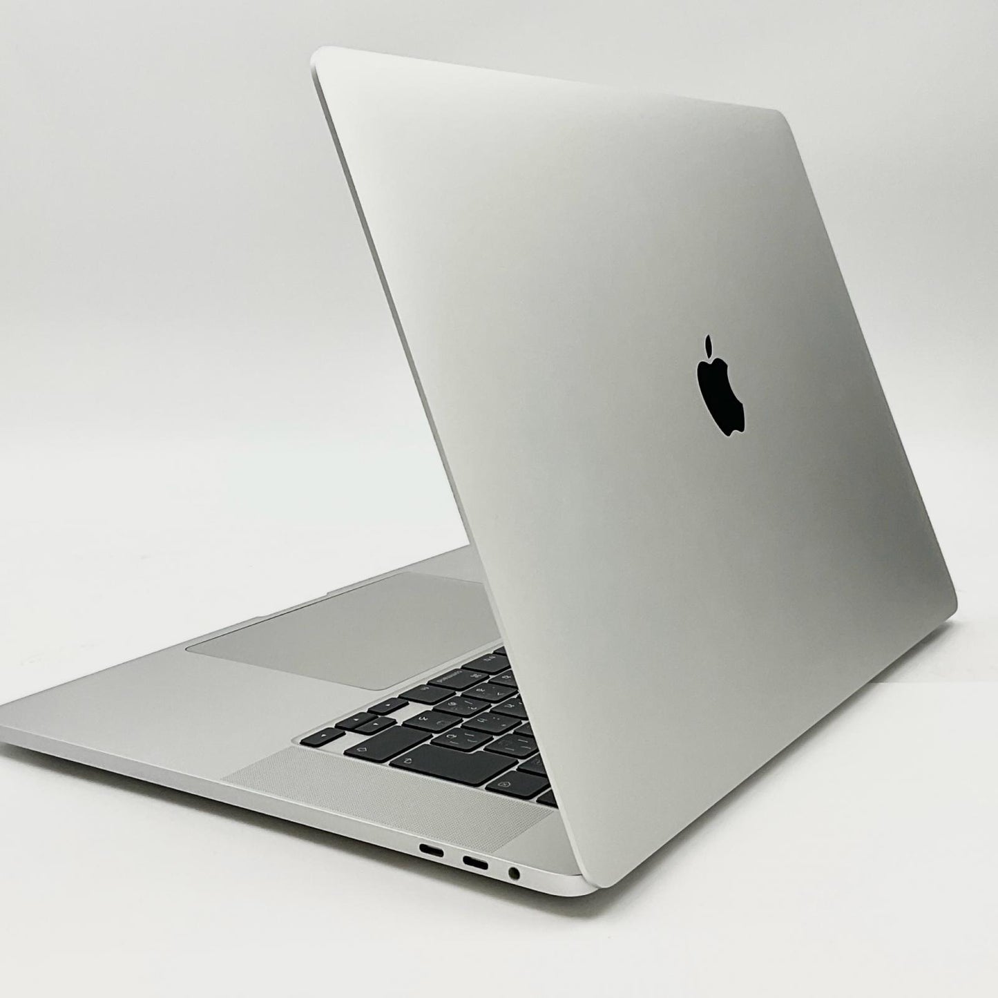 【全額返金保証】【最速発送】Apple MacBook Pro 16インチ 2019 Intel Core i7 16GB SSD 512GB シルバー 動作確認済